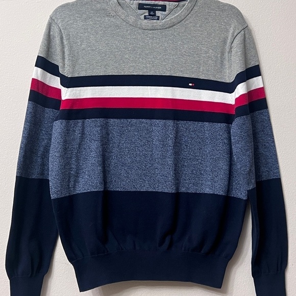Tommy Hilfiger Color-Block Crewneck Sweater in Gray and Blue 310 - Picture 1 of 8